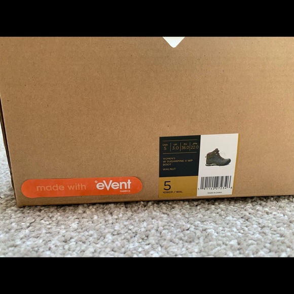 Ahnu Women’s Hiking Boots Size 5.5 - Picture 6 of 7